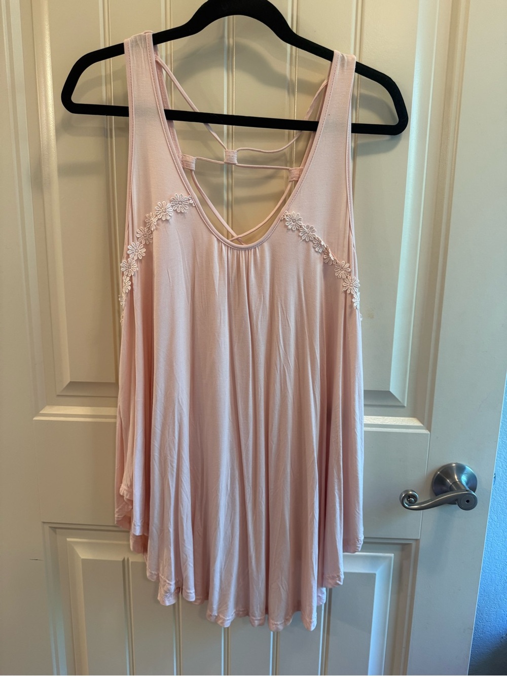 New without Tags Women's Pink Floral Lace-Trim Tunic